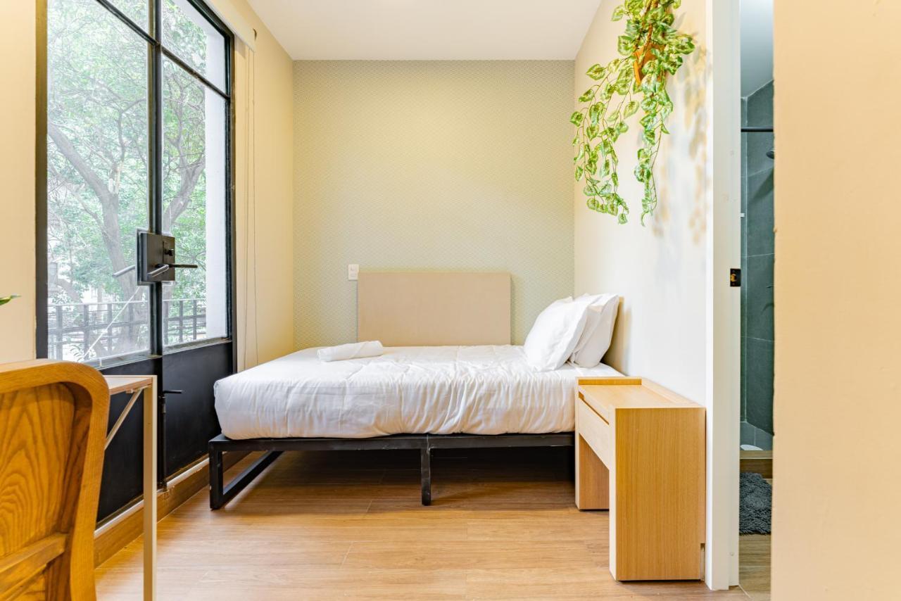 Casa Danubio Reforma By Vh Hostel Mexico City Exterior photo