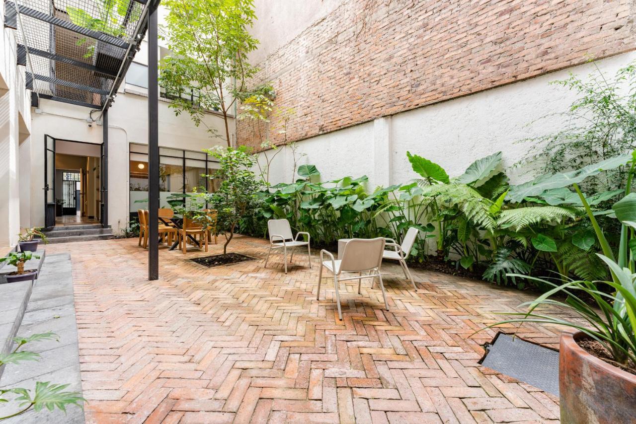 Casa Danubio Reforma By Vh Hostel Mexico City Exterior photo
